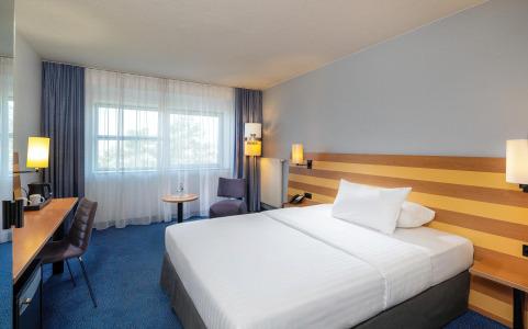 IntercityFrankfurt Airport Terminal 3 - 43