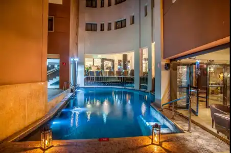 Dellarosa Boutique and Spa - 14