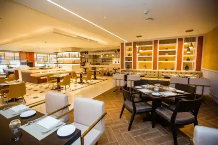 Johari Rotana - 14