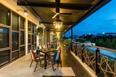 SureStay Plus by Best Western T Pattaya - 36