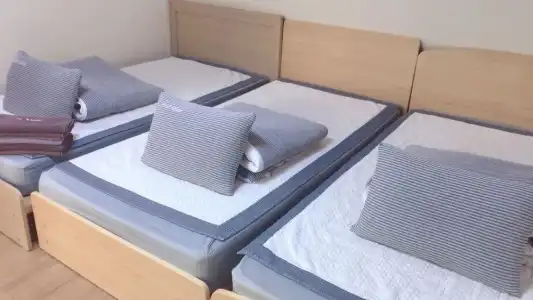 KW Hongdae Line Hostel - 42