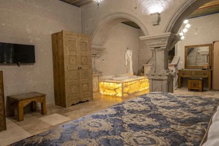 Underground Cave Suites - 137