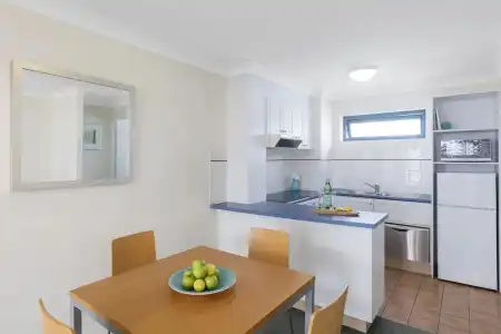 Oaks Gold Coast Calypso Plaza Suites - 35