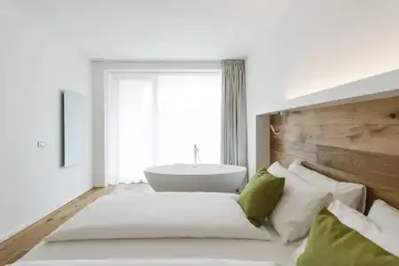 Garda Lake Suite - 81