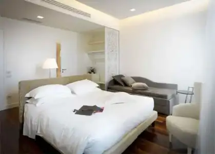 Vis a Vis Apartments - 87