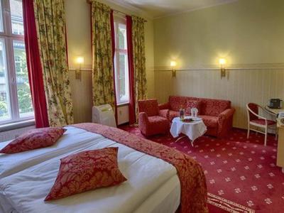 Augusta Am Kurfürstendamm - 2