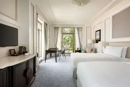Shangri-La Bosphorus, - 5