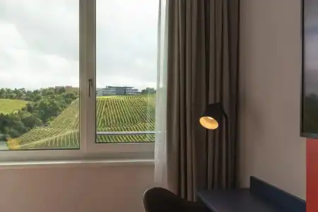 Holiday Inn - the niu, Form Stuttgart Feuerbach by IHG - 46