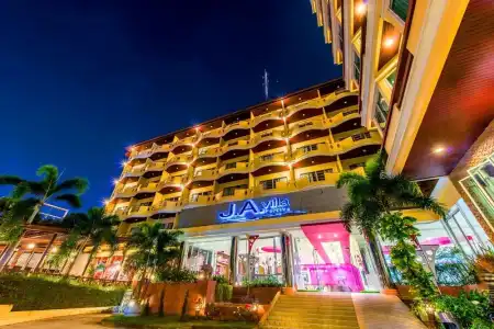 Dancenter Luxury Underwater World Pattaya - 0