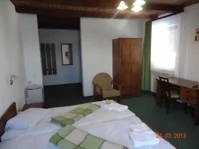 Alpenhof Pansion - 19