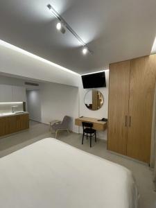 Vrachia Beach & Suites - Adults Only - 357