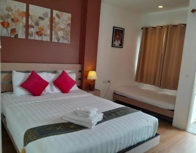 Island Patong Beachfront Apartments - 40