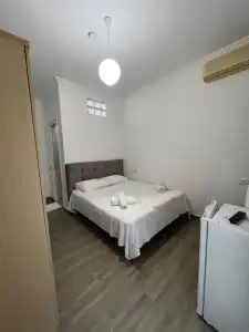 Red Rose Guest House - 14