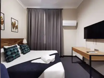 Sydney Wattle - 18