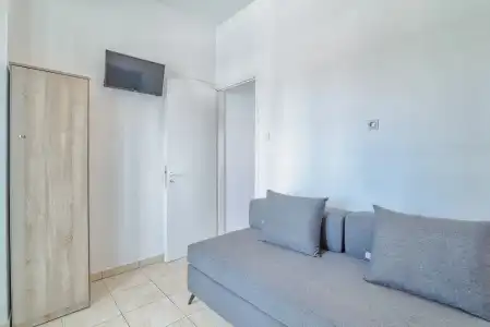 Pavlos Place - 222