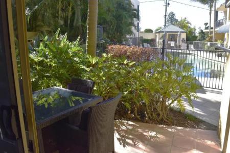 Beachside Holiday Apartments - 58