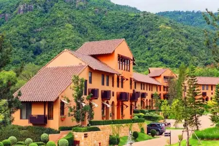 Town Square Suites by Toscana Valley - 15
