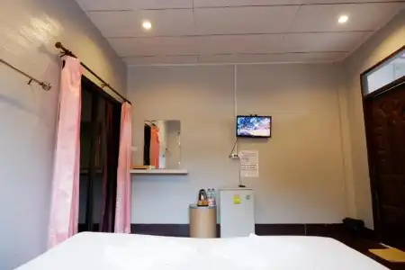 Marina Hut Guest House - 55