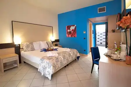Avalon Sikanì - 50