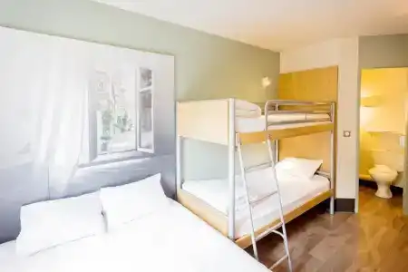 B&B Hôtel Aix-en-Provence Pont de l'Arc - 19