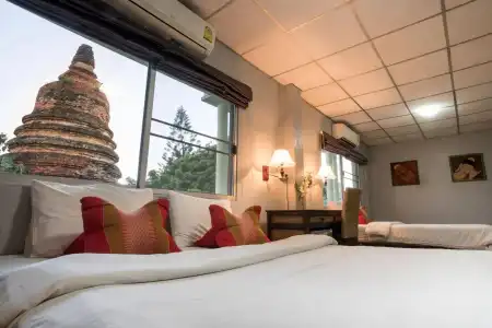 Kamala's Guesthouse - 4