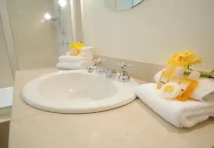 Verandahs Boutique Apartments - 8