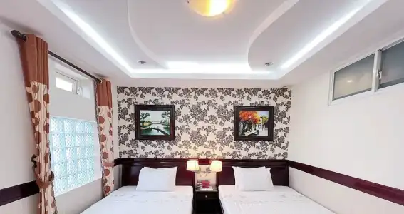 Hoang Thanh Thuy 2 - 25