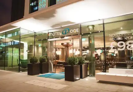 Motel One London-Tower Hill - 0