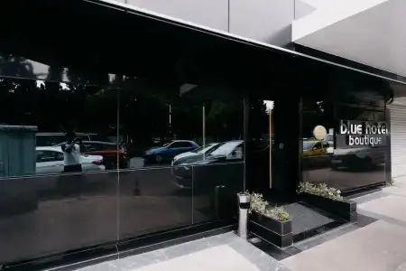 Blue Boutique - 17