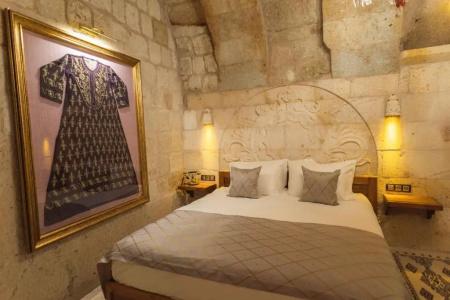 Solo Cave Suites - 183