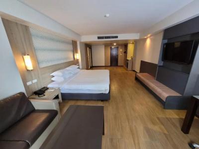 Dynasty Grande - 105