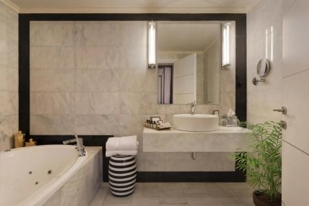 Brown Beach House by Browns - 9