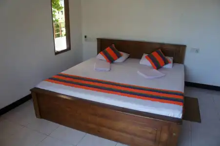 Sam's Guest House - 5