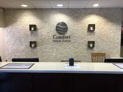 Comfort Inn & Suites SW Houston Sugarland - 28