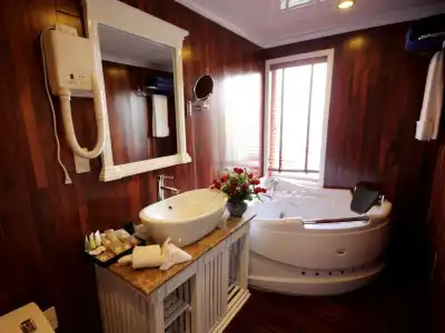 Signature Halong Cruise - 68
