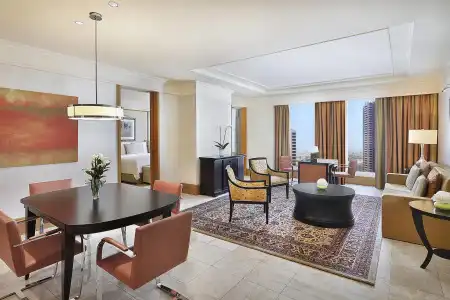 The Ritz-Carlton Executive Residences - 19