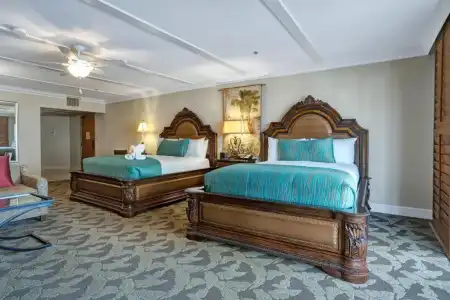 Pacific Terrace - 75