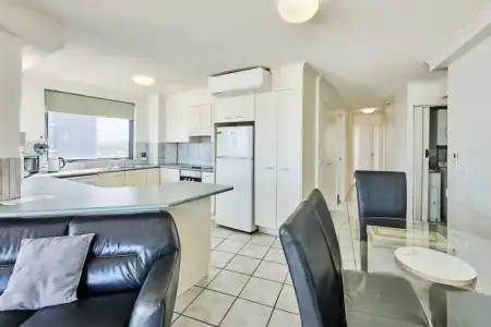 Centrepoint Holiday Apartments - 105
