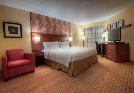 Courtyard Killeen Marriott - 4