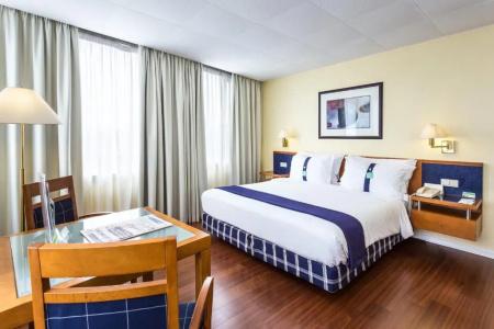 Holiday Inn Lisbon by IHG - 107