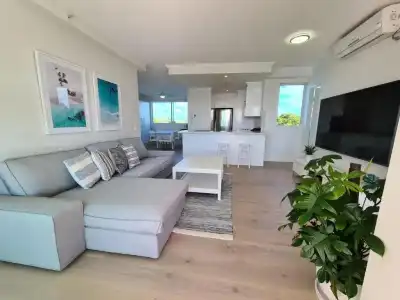 Crystal Bay on the Broadwater - 349