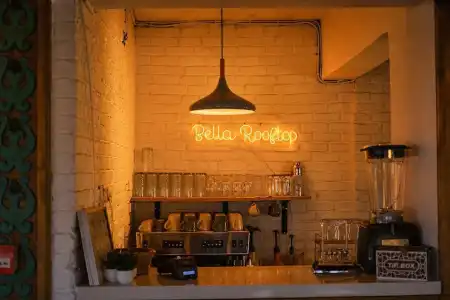 Bella - 26