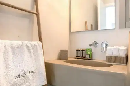 White Tinos Luxury Suites - 117