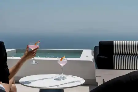 Cresanto Luxury Suites - 35