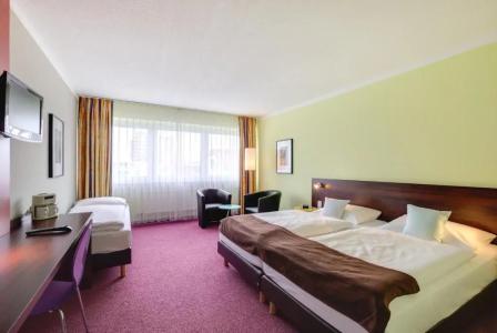 Best Western Ambassador - 43