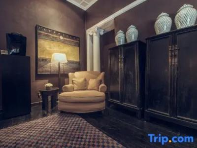 Paradise Road Tintagel Colombo - 97