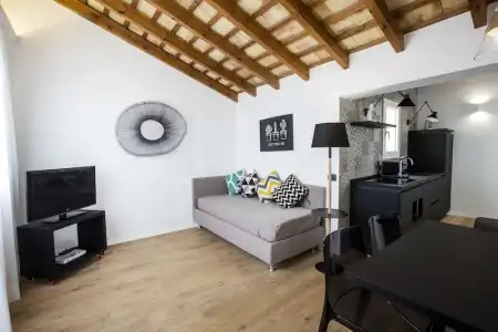BADIA NUOVA Apart - 102