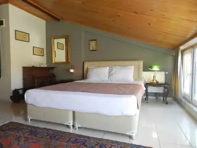 Berk Guesthouse - 'Grandma's House' - 62