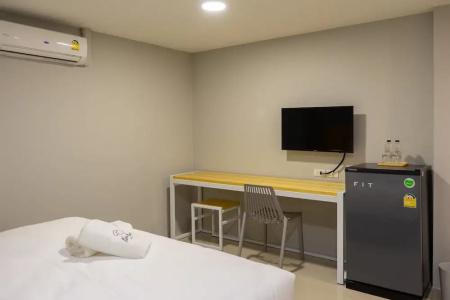Fine Bed - 42