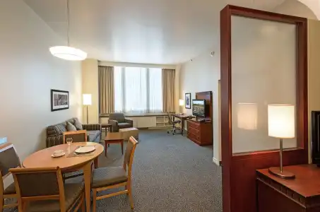 Le Square Phillips And Suites - 22